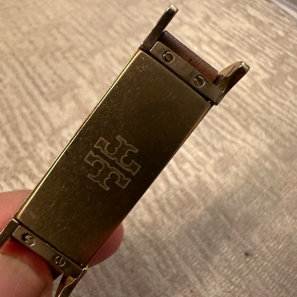 FitBit x Tory Burch Fitbit Flex leather wrist band tan - Picture 6 of 6